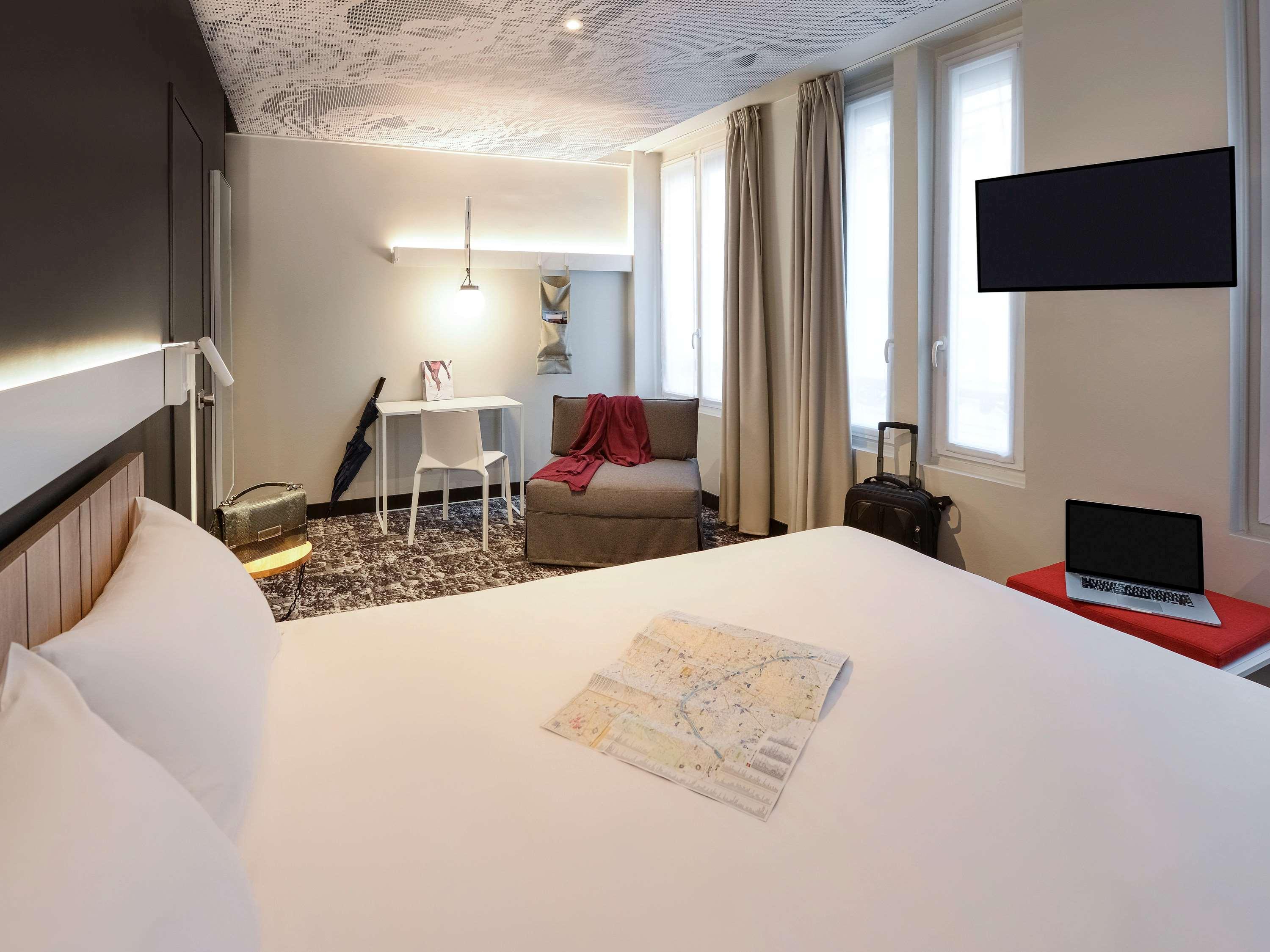 Hotel Ibis Paris Gare De L Est 10Eme Exterior foto