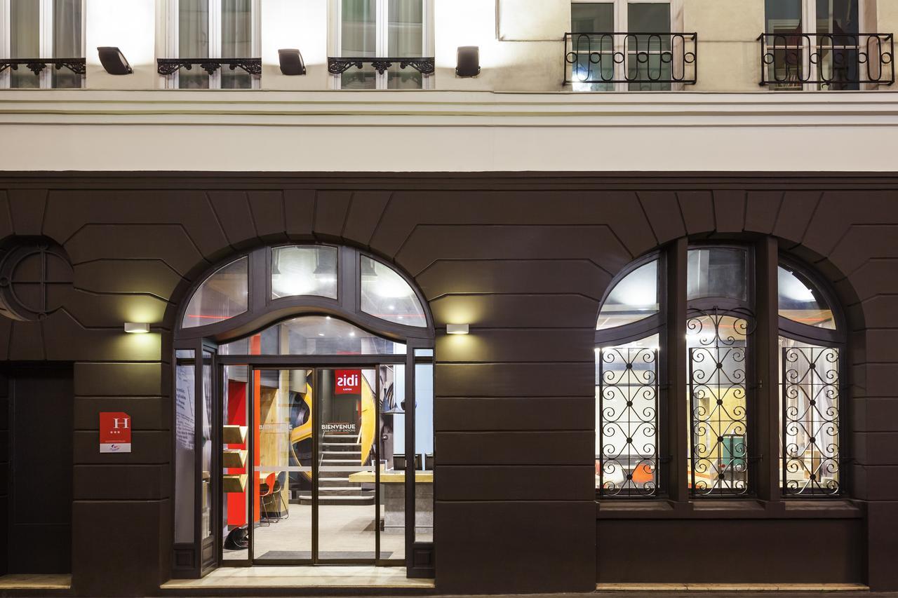 Hotel Ibis Paris Gare De L Est 10Eme Exterior foto